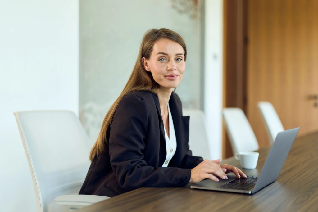 10 Must-Have Features in a Small Business Website Builder